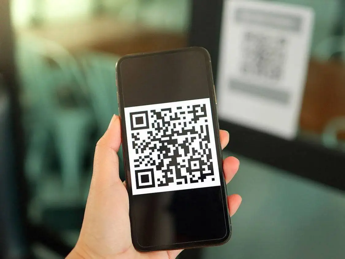 Скриншоттан немесе суреттен QR кодын қалай сканерлеуге болады?